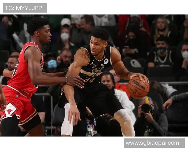 雄鹿队运动战告捷：字母哥空砍26分11篮板，国王四人得分20+险胜，雄鹿团队篮球六人得分上双显真章